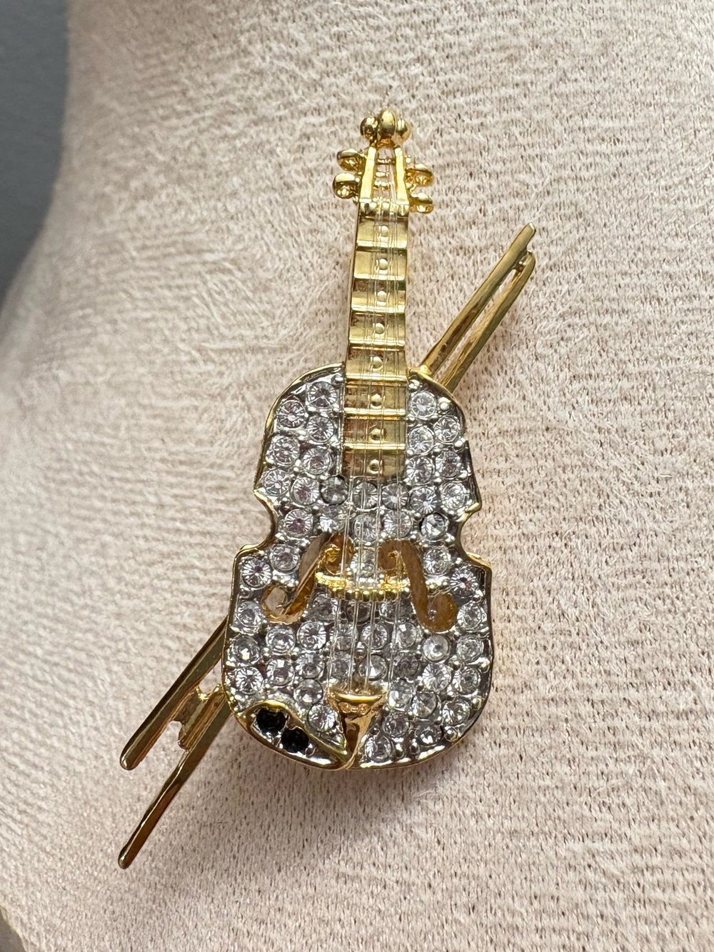 BUTLER Gold-Tone Rhinestone Violin Brooch - Sparkling Music Pin